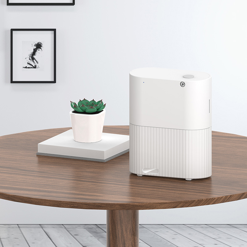 The aroma diffuser TC80 is a fragrance machine that can be used in the car or home field. It has the characteristics of fast charging and portable.